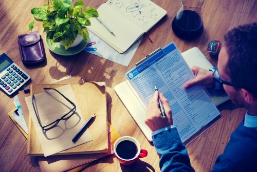Bien choisir son statut freelance en 2026 : micro-entreprise, SASU ou portage ?