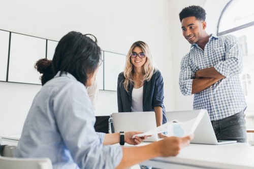 Comment réussir l'onboarding des profils IT à distance ?