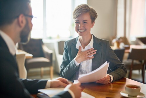 Femmes dans la tech : comment négocier son salaire avec succès