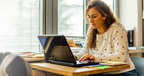 Free courses to help you get an entry-level IT job