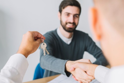 Freelance et propriétaire ? La solution du leasing immobilier