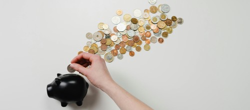 How do IT freelancers manage their pension savings?