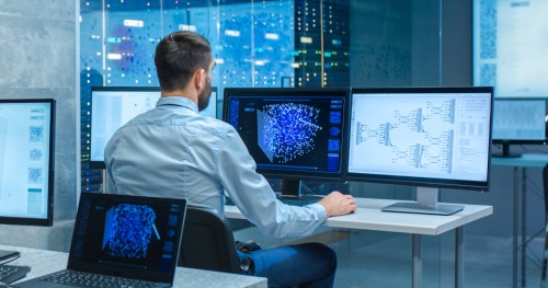 How much pay can IT contractors earn at a telecoms company?