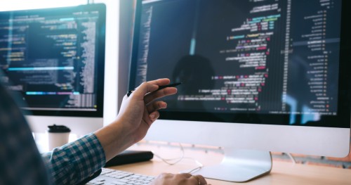 How to become a software developer contractor