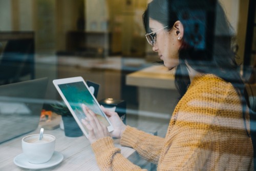 L’IA dans les missions freelance IT : de la hype à la réalité terrain