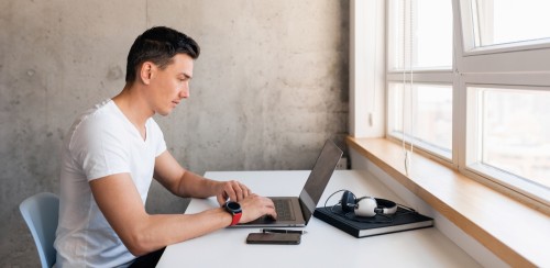 Les tests techniques dans le recrutement : comprendre, s’y préparer et les valoriser
