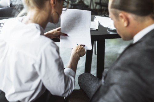 Passer de l’EURL à la micro-entreprise : dans quels cas c’est (vraiment) une bonne idée ?