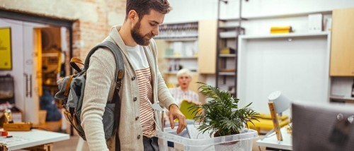 Pourquoi les développeurs se font-ils virer ? Les 5 motifs principaux et les originaux !