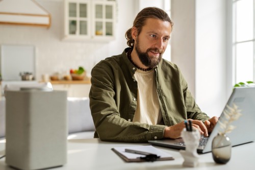 Pourquoi les freelances IT doivent penser comme des entrepreneurs (et non comme des prestataires)