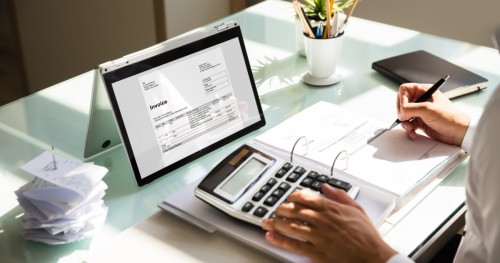 What should my rate be as a self-employed freelancer, hourly or fixed?
