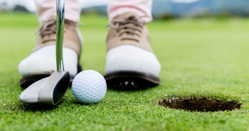 Work returnee aged 50+? Forget golf entirely, swing for freelancing instead